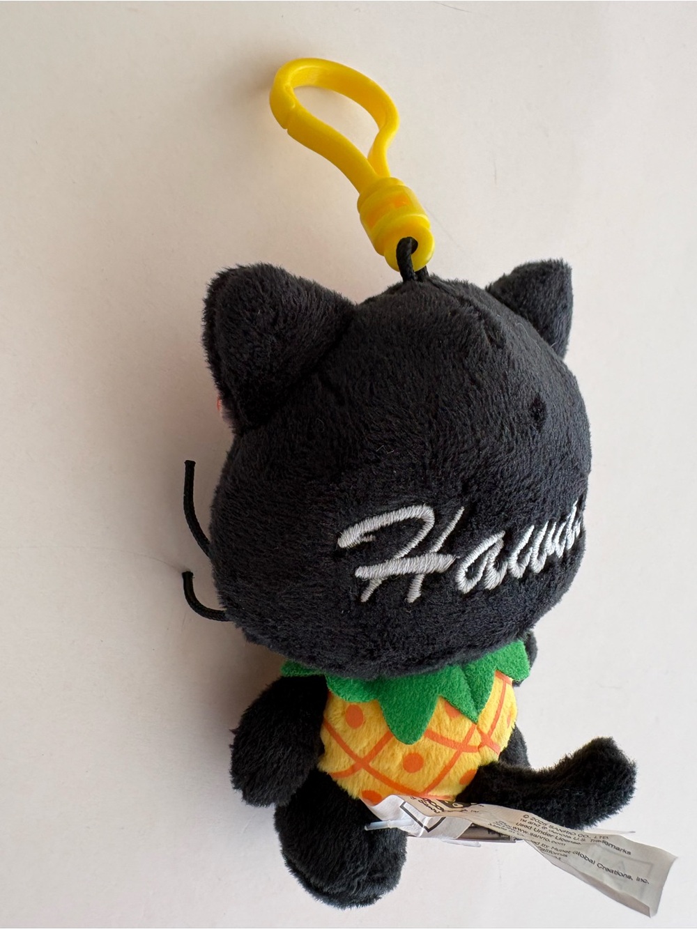 Hawaii Exclusive Plush Sanrio Choco Cat Pineapple Keychain Bag Charm - Picture 8 of 9